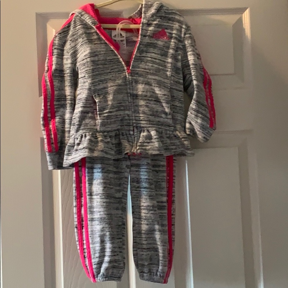 adidas sweatsuit